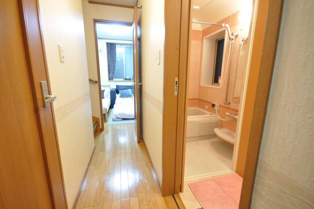 2s Jr Yamanote Komagome, 3 Storey 101sq 4br, Freepark Holiday home *