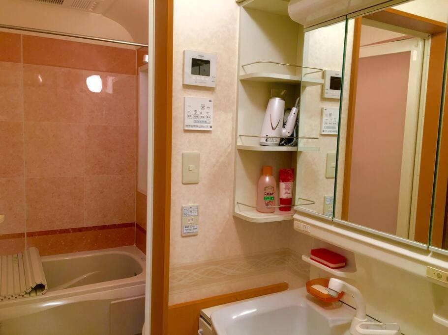 2s Jr Yamanote Komagome, 3 Storey 101sq 4br, Freepark Holiday home