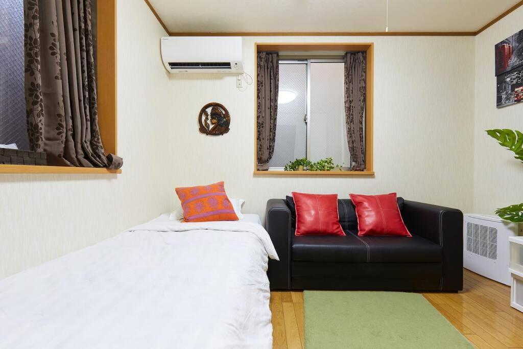 2s Jr Yamanote Komagome, 3 Storey 101sq 4br, Freepark Holiday home Tokyo