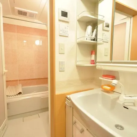 2S Jr Yamanote Komagome, 3 Storey 101Sq 4Br, Freepark Tokyo Exterior photo