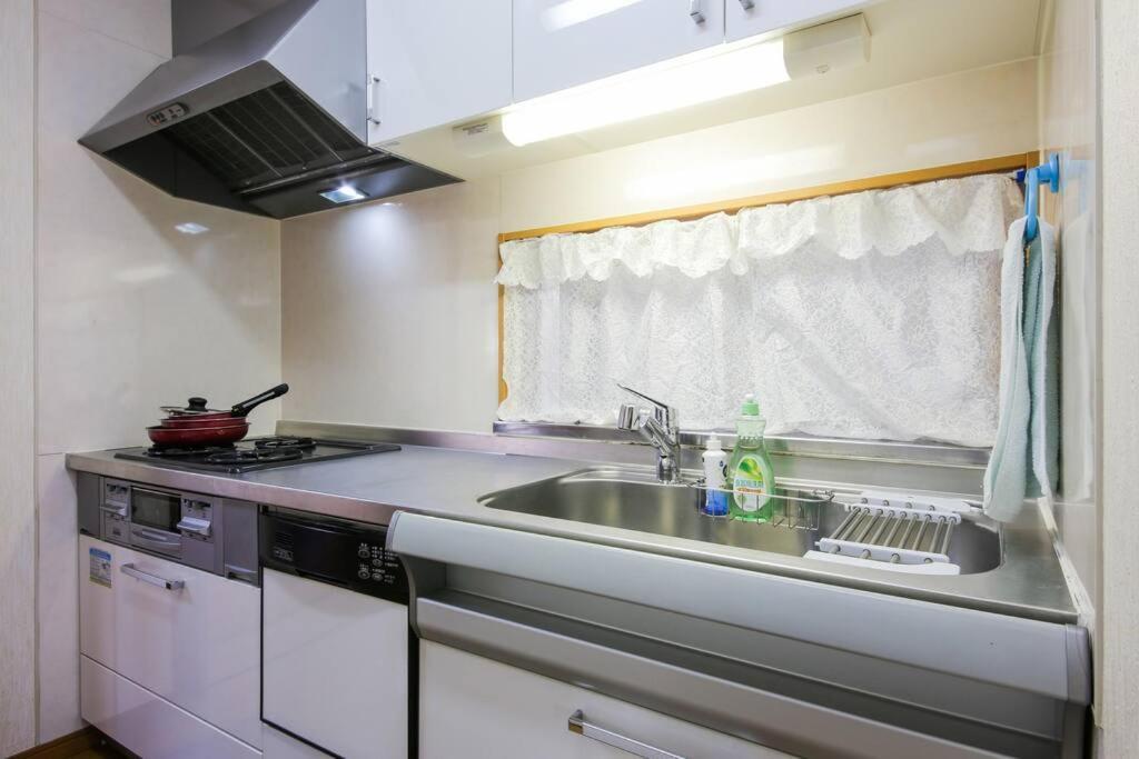 2s Jr Yamanote Komagome, 3 Storey 101sq 4br, Freepark Tokyo